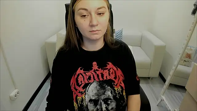 AlisaBacker online show from 03.20.25