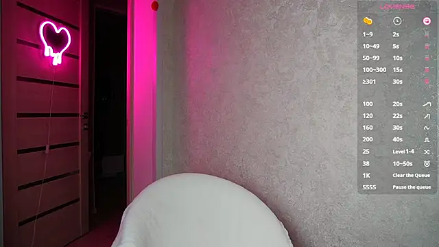 soffy  kisss online show from 03.14.25