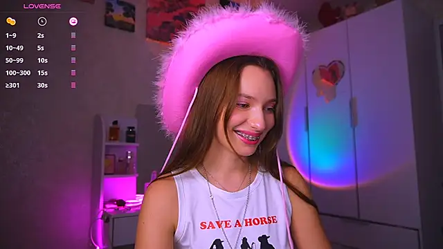 soffy  kisss online show from 11.30.25