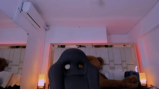 SheylaBakerr online show from 02.05.25