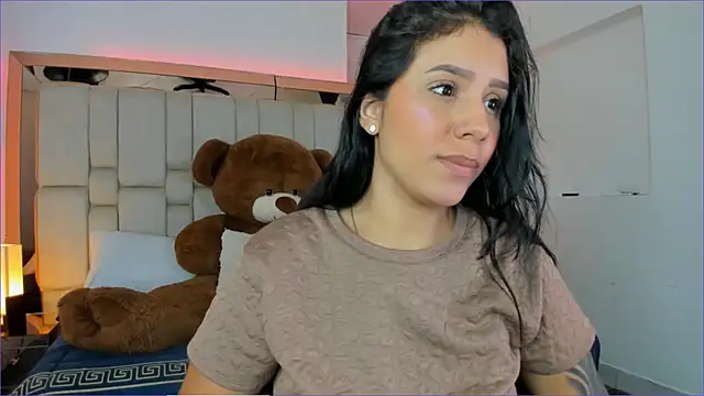 SheylaBakerr online show from 02.18.25