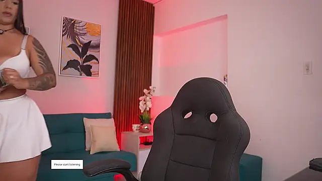 Snapshot of SheylaBakerr chatting on 04.12.26 SheylaBakerr online show from 04.12.26