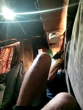 hothippie420 online show from 11.17.25