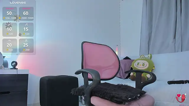 Snapshot of ImBlackEyes chatting on 02.18.26 ImBlackEyes online show from 02.18.26