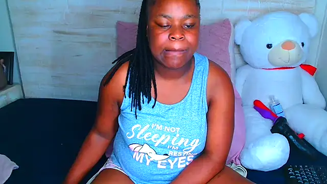 Snapshot of chocolete_candy chatting on 11.20.25 chocolete candy online show from 11.20.25