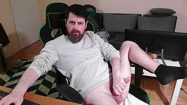 Snapshot of DickStaza chatting on 04.29.26 DickStaza online show from 04.29.26