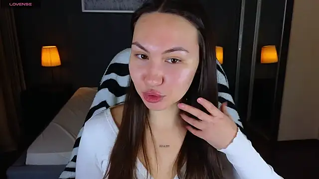 Snapshot of GIGI_BENNET chatting on 01.03.25 GIGI BENNET online show from 01.03.25