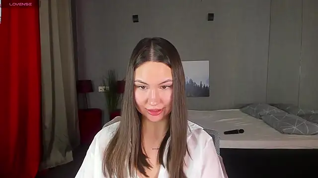 Snapshot of GIGI_BENNET chatting on 02.18.25 GIGI BENNET online show from 02.18.25