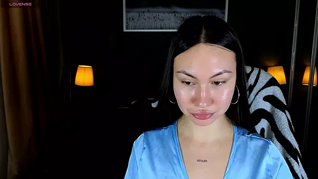 Snapshot of GIGI_BENNET chatting on 02.21.25 GIGI BENNET online show from 02.21.25