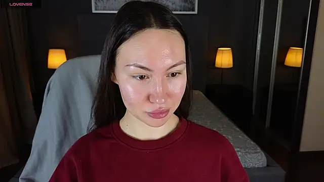 Snapshot of GIGI_BENNET chatting on 03.21.25 GIGI BENNET online show from 03.21.25