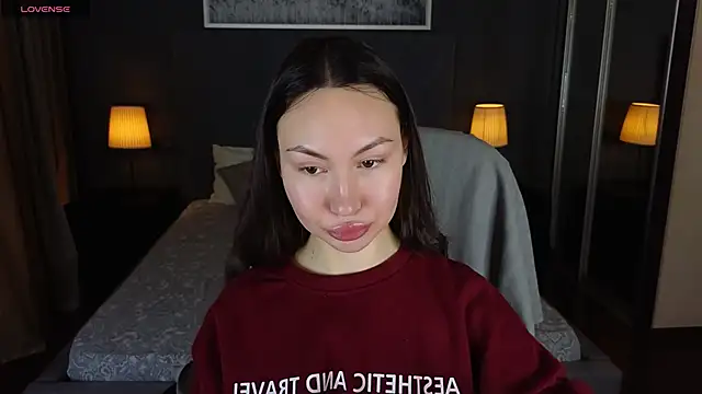 Snapshot of GIGI_BENNET chatting on 03.21.25 GIGI BENNET online show from 03.21.25