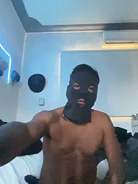 Snapshot of Capxxx chatting on 11.19.25 Capxxx online show from 11.19.25