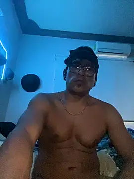 Snapshot of Capxxx chatting on 11.27.25 Capxxx online show from 11.27.25