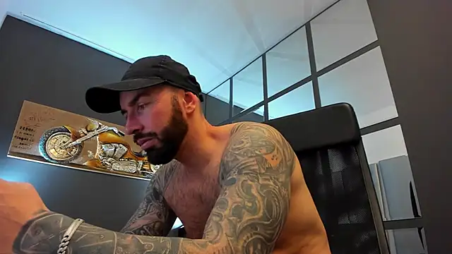 AronGrant online show from 02.02.25