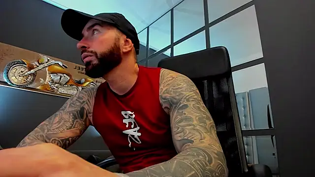 AronGrant online show from 02.06.25