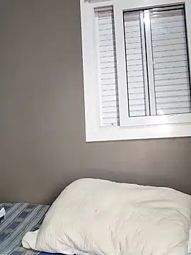 Snapshot of Su_Duarte_1 chatting on 03.14.25 Su Duarte 1 online show from 03.14.25