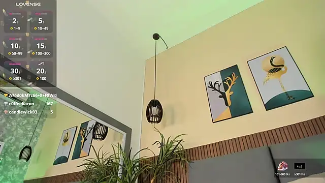 NicolleeEvanss online show from 03.17.25