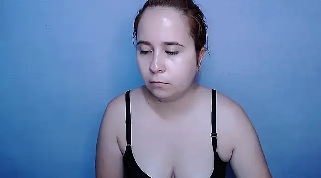 SubLayla01 online show from 02.08.25