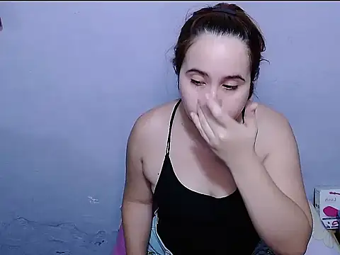 SubLayla01 online show from 11.15.25