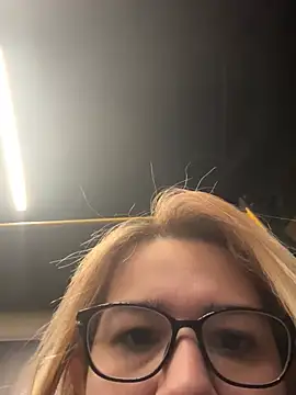 amooraaamoon online show from 01.19.25