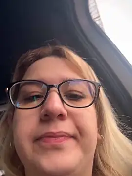 amooraaamoon online show from 02.01.25