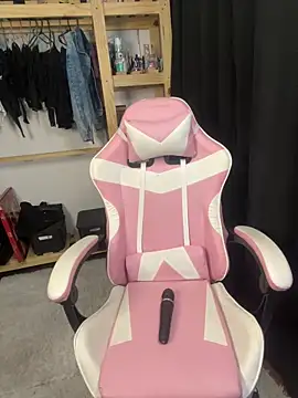 Snapshot of agoosvokk chatting on 04.02.26 agoosvokk online show from 04.02.26