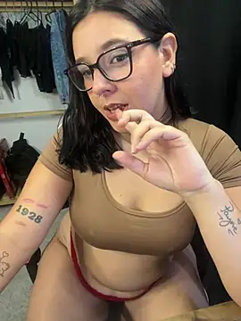 Snapshot of agoosvokk chatting on 04.06.26 agoosvokk online show from 04.06.26