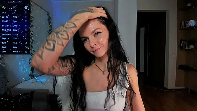 -danae- online show from 01.04.25