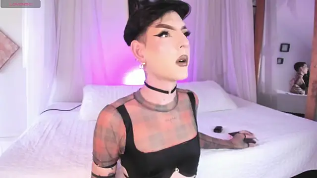 Ambar Jhones online show from 01.28.25