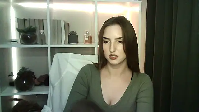 X Alisa online show from 09.29.25