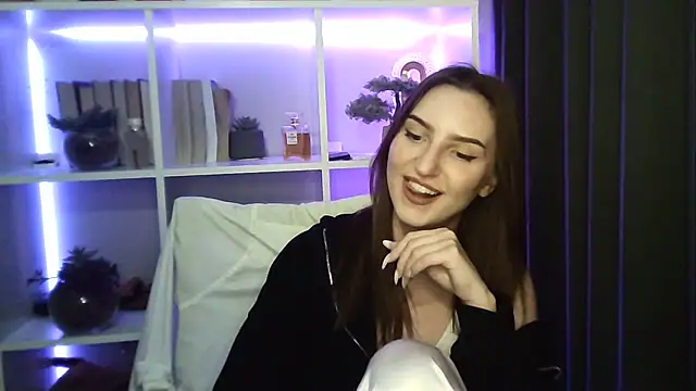 X Alisa online show from 09.30.25