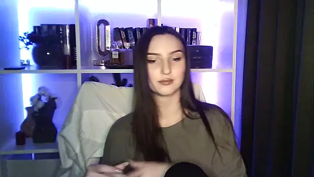 X Alisa online show from 04.02.26