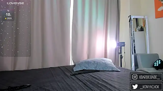 XBarbieBabeX online show from 03.22.25