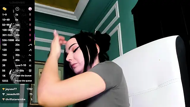 1Munique online show from 03.20.25