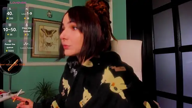 1Munique online show from 12.22.25