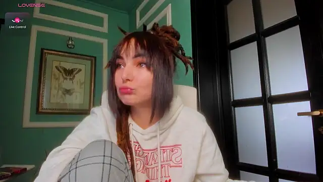 1Munique online show from 01.06.26