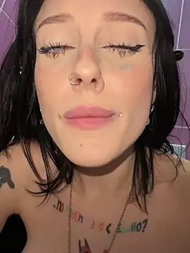 Melissa crazy online show from 12.28.24