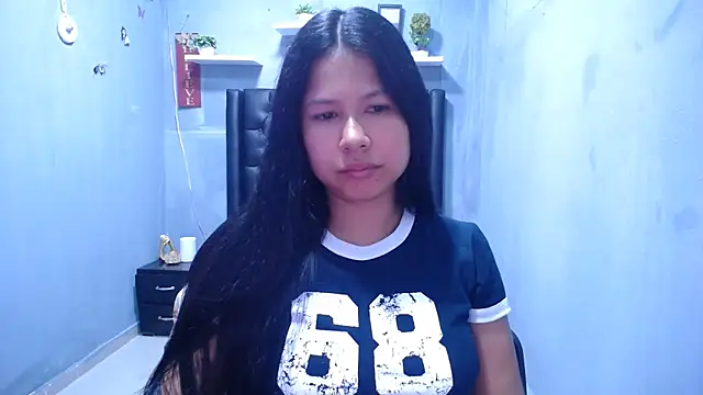 Letty Plugxo online show from 04.01.26