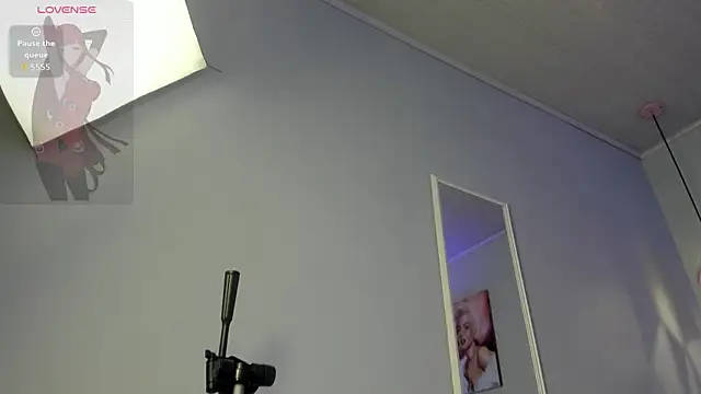 ScarletGV online show from 03.28.26