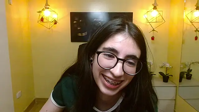 LenaRoses online show from 03.05.25