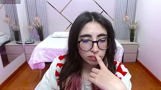 LenaRoses online show from 09.08.25