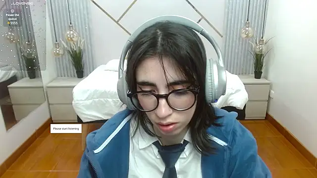 LenaRoses online show from 09.11.25