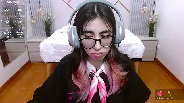 LenaRoses online show from 09.18.25