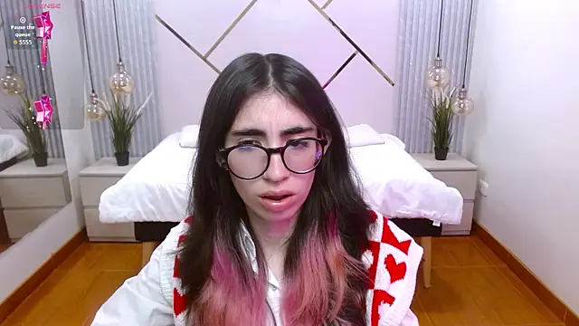 LenaRoses online show from 11.07.25