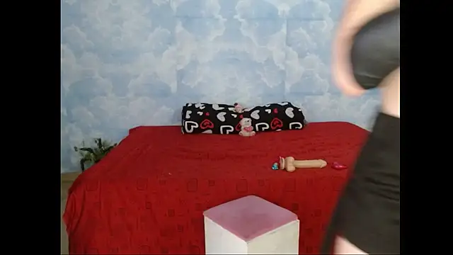 Snapshot of Valerii_Gil chatting on 12.02.25 Valerii Gil online show from 12.02.25