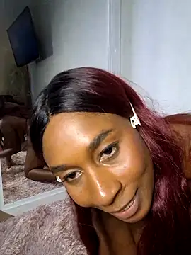 Snapshot of HanaThompson chatting on 01.17.25 HanaThompson online show from 01.17.25