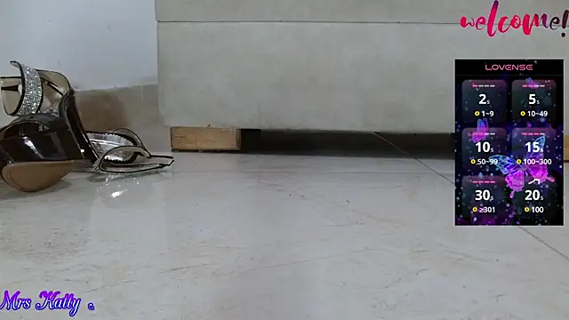 Snapshot of mrskatty chatting on 01.18.25 mrskatty online show from 01.18.25