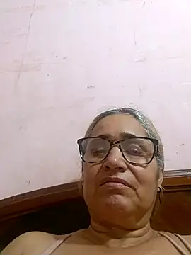  candi online show from 11.04.25