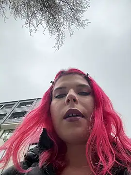 RiriRoseey online show from 02.01.25