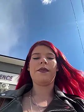 RiriRoseey online show from 04.09.26